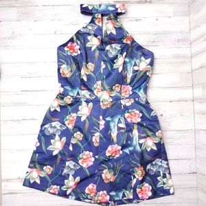 🥳 NIKIBIKI floral romper backless halter